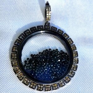 Rarities Champagne Diamonds, Loose Black Spinel 2.95ctw. Set In 925 SS